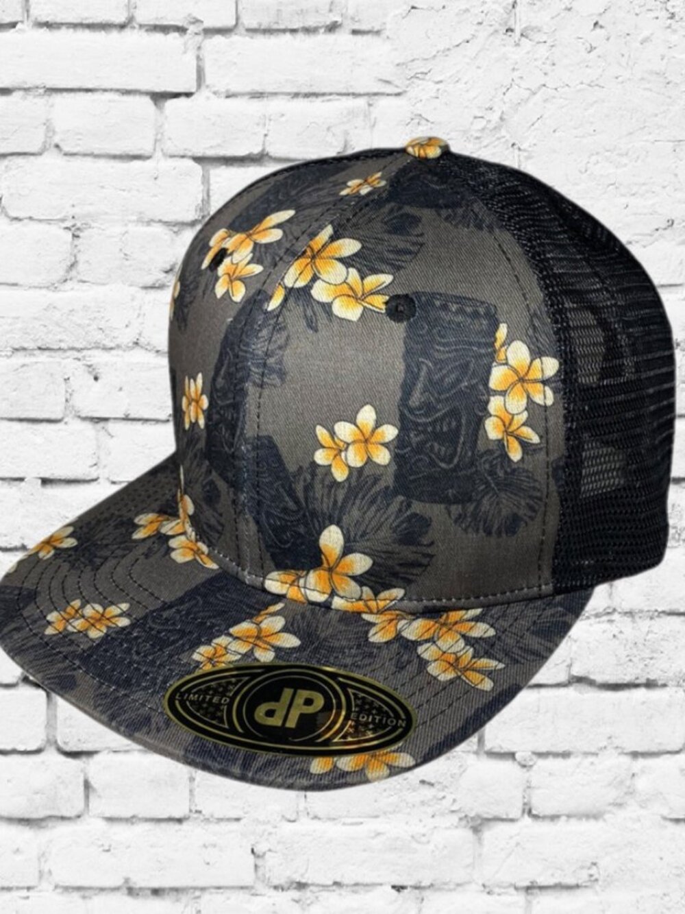 Black Tiki Hawaiian Floral Classic Snapback Trucker Hat